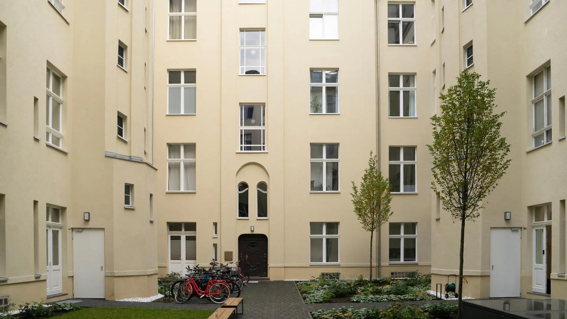 Apartment Near Ku'Damm ベルリン