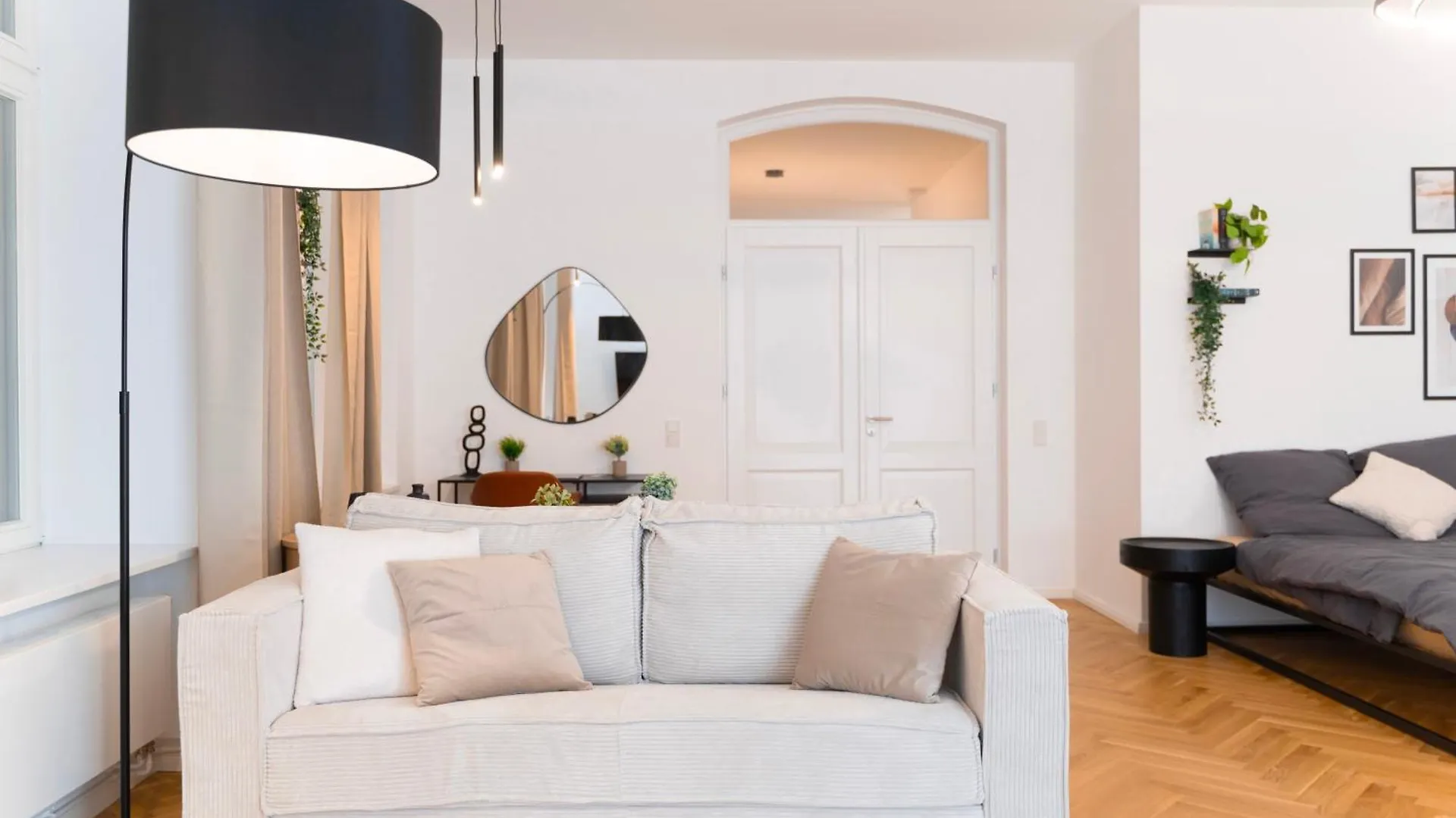 Apartment Near Ku'Damm ベルリン 0*,  ドイツ